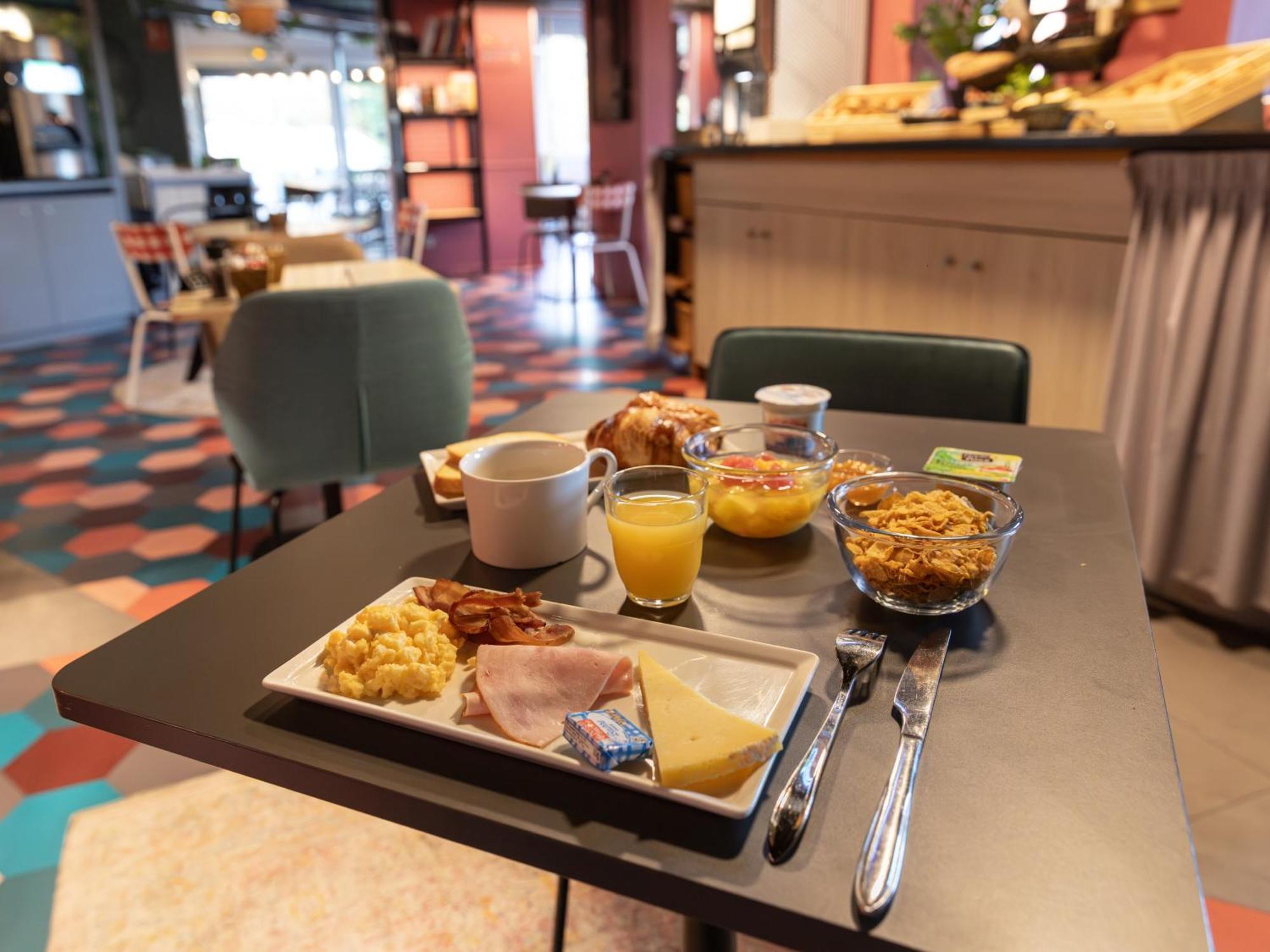 B&B Hotel Orleans Nord Saran Εξωτερικό φωτογραφία