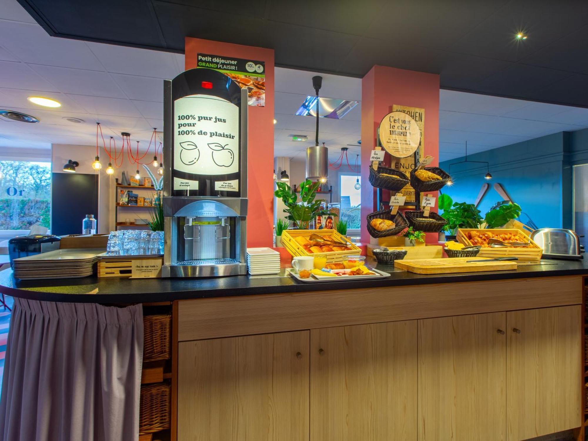 B&B Hotel Orleans Nord Saran Εξωτερικό φωτογραφία