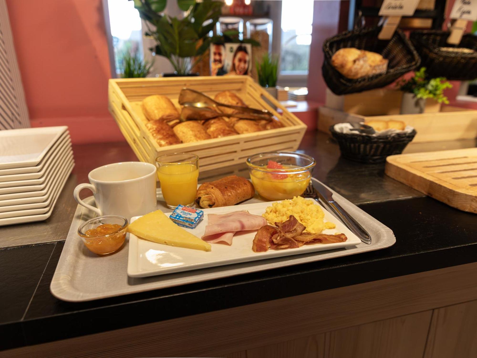 B&B Hotel Orleans Nord Saran Εξωτερικό φωτογραφία